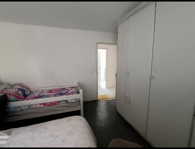2 BEDROOM APARTMENT FOR SALE IN BASSONIA